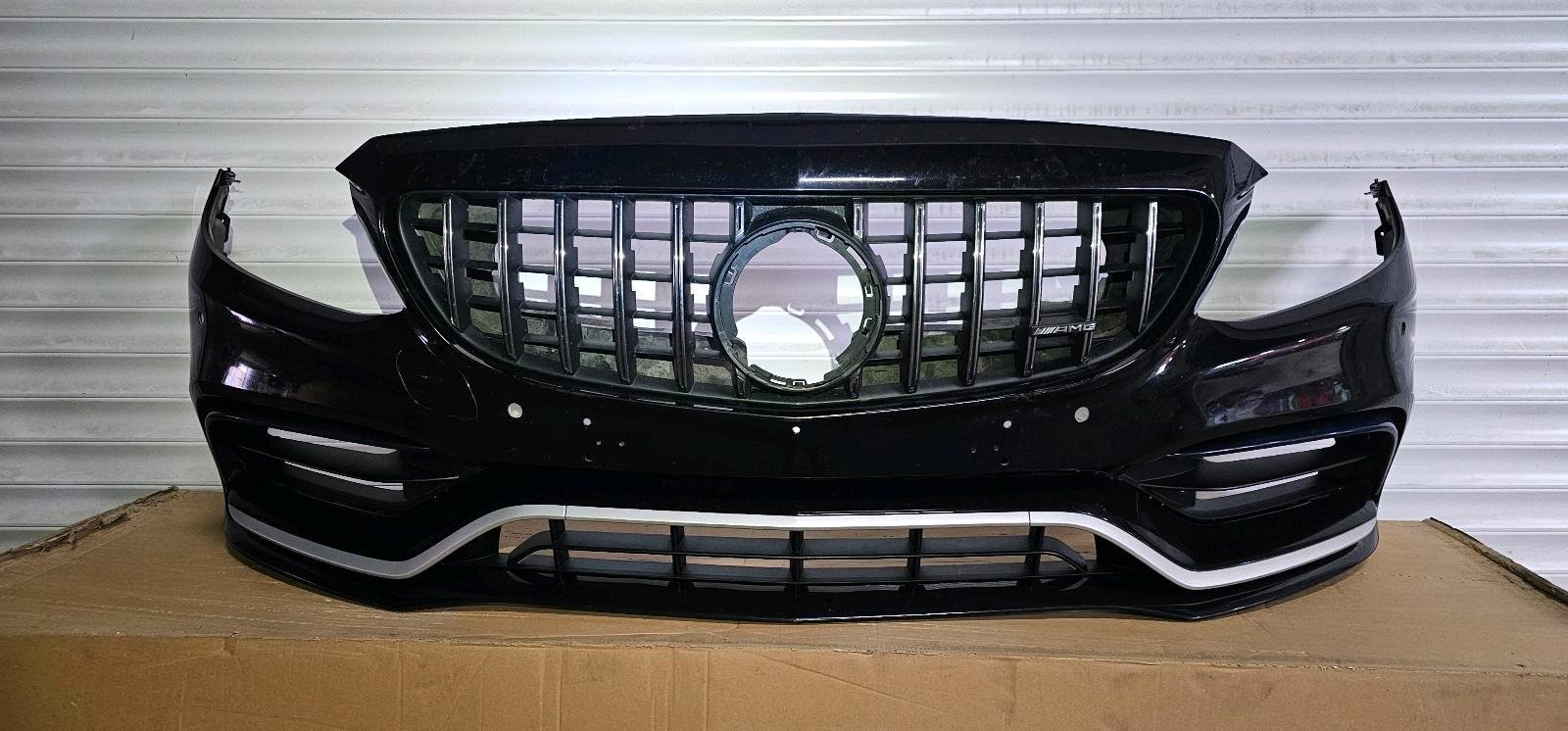 Mercedes C63 AMG Front Bumper Facelift – Panamericana Grille – W205 / S205 – OEM - Image 2