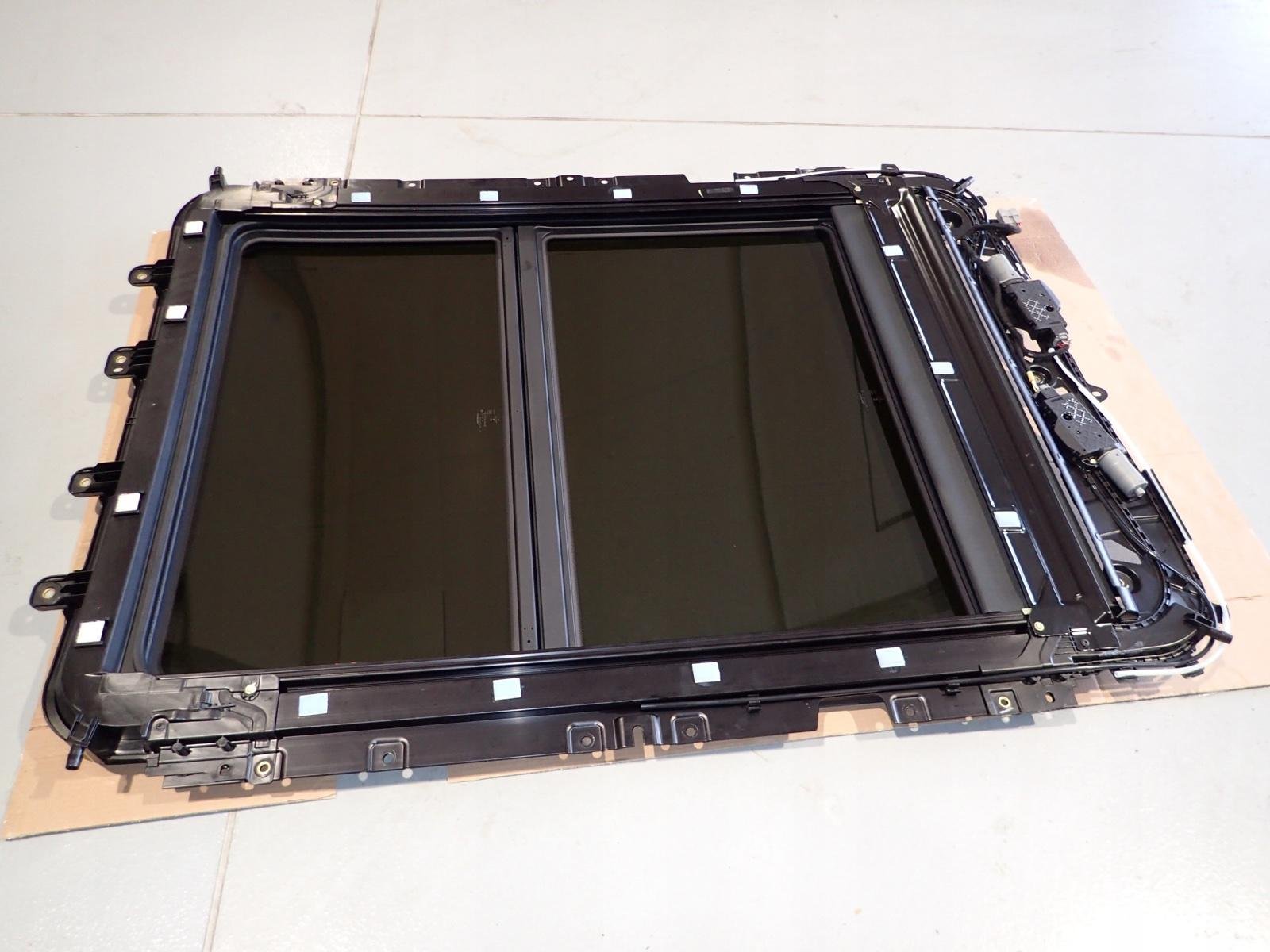 Dodge Ram V Panorama Sunroof - Image 3