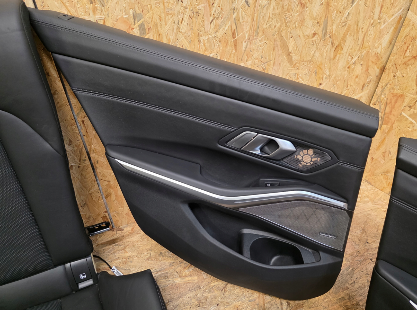 BMW M3 Competition (G80 / G81) interior - Image 4