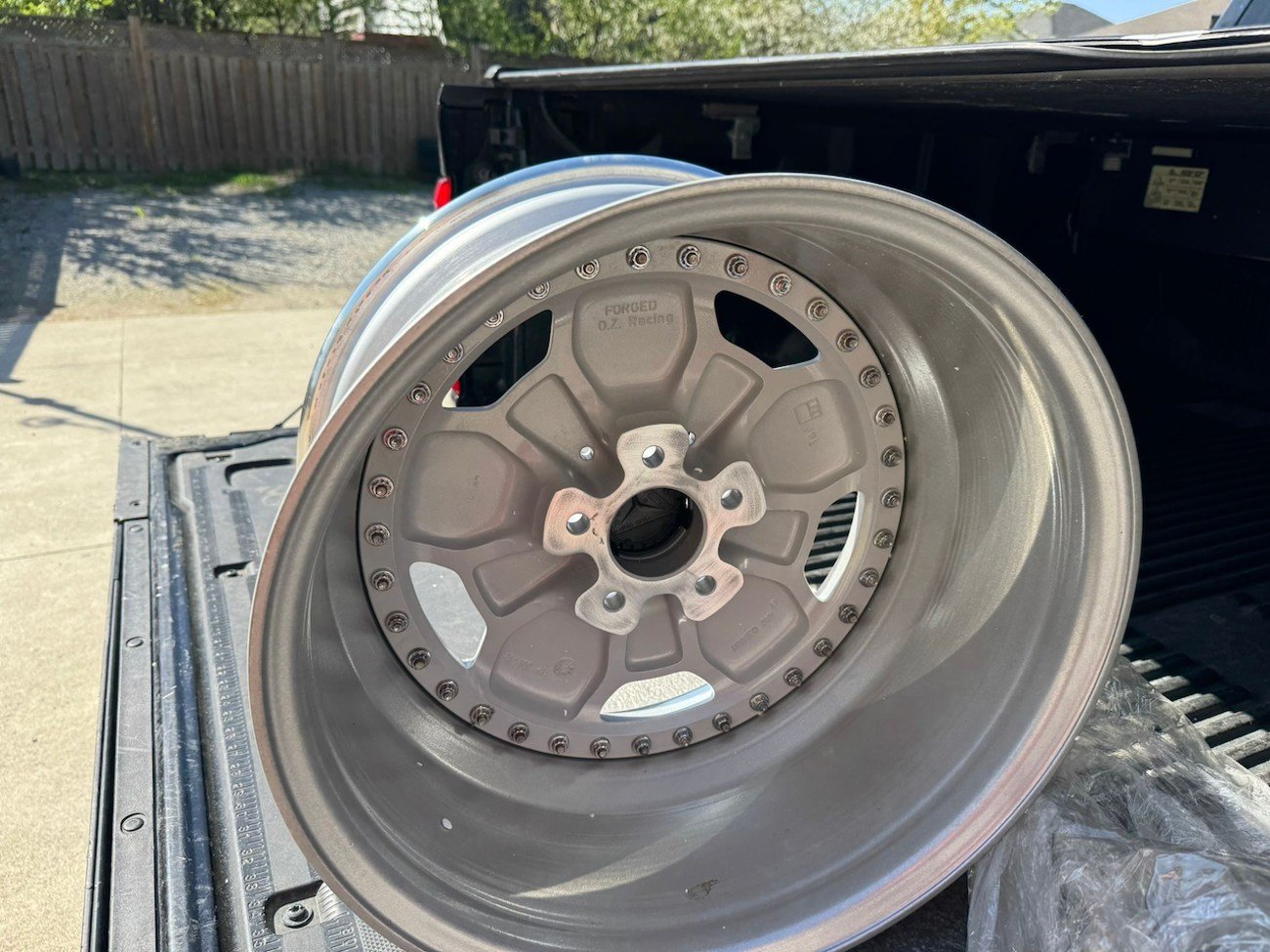 Staggered 3-Piece 17″ AMG Aero III Wheels by O.Z. Racing - Image 3