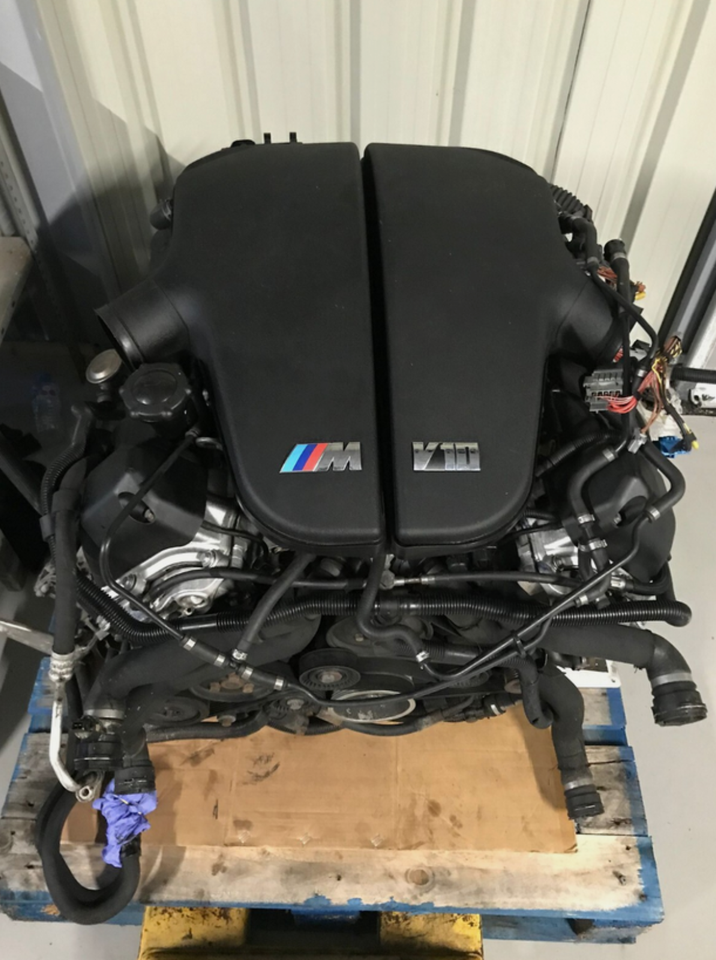 BMW S85B50 V10 Engine - Image 2