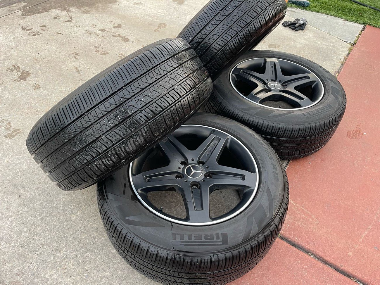 Factory 19″ AMG Wheels & Tires for W463 - Image 7