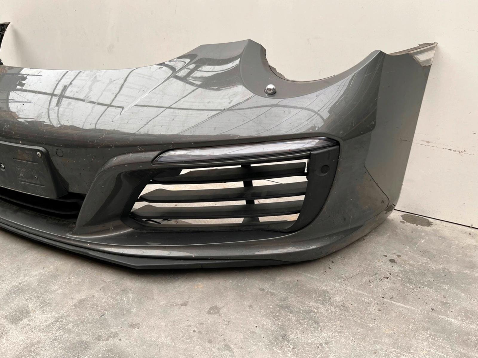 Porsche 911 991.2 Carrera front bumper - Image 6