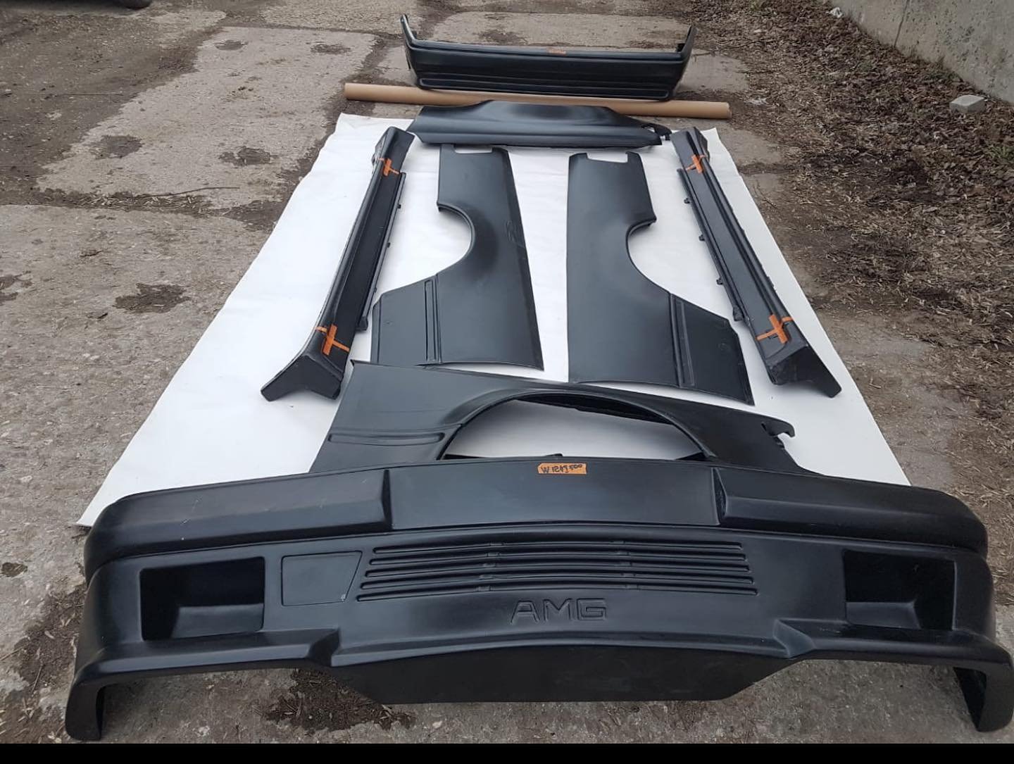 AMG C124 Coupe Widebody Kit - Image 2