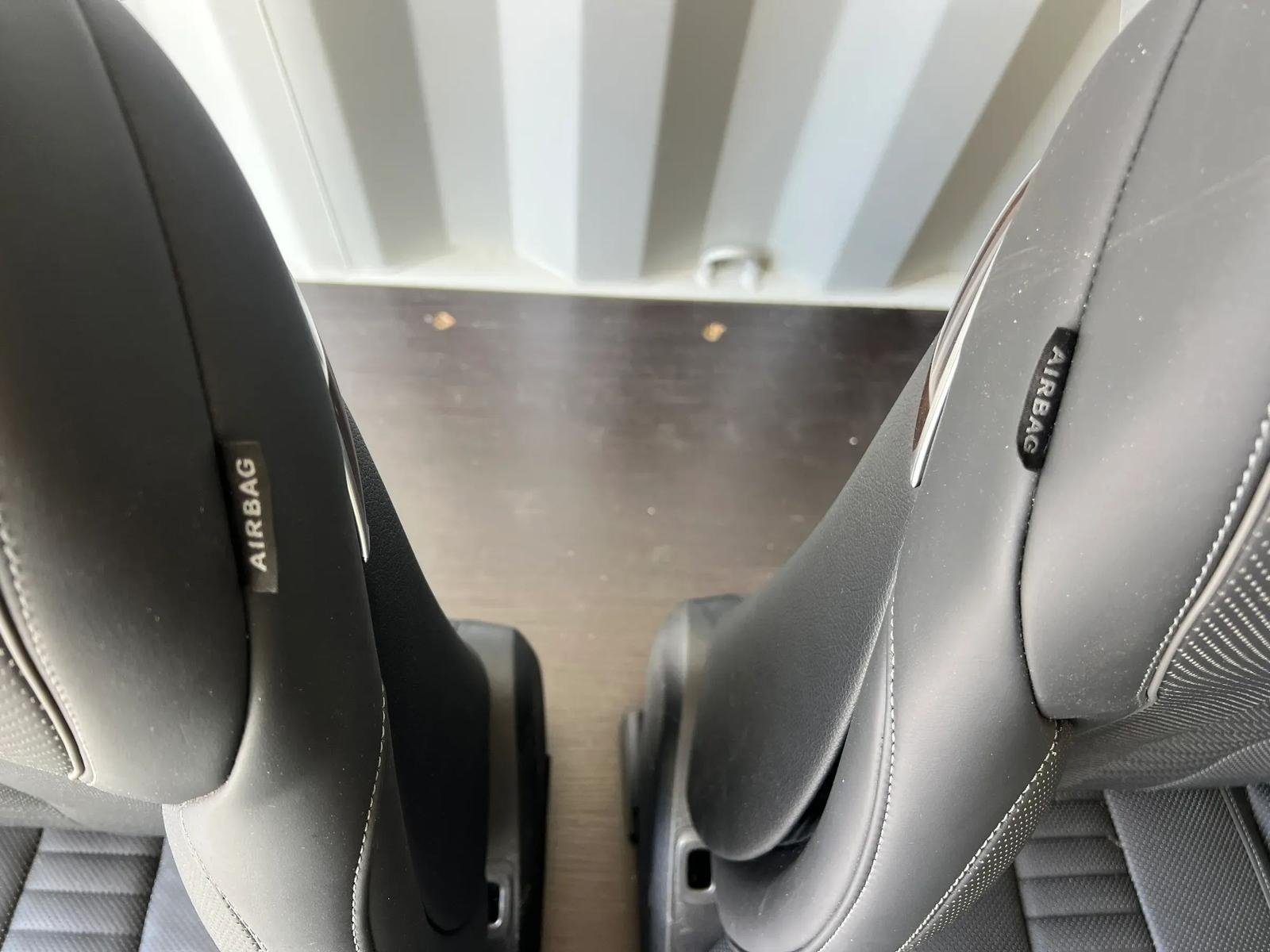 Mercedes-Benz S-Class W222 Front Seat Leather - Image 9