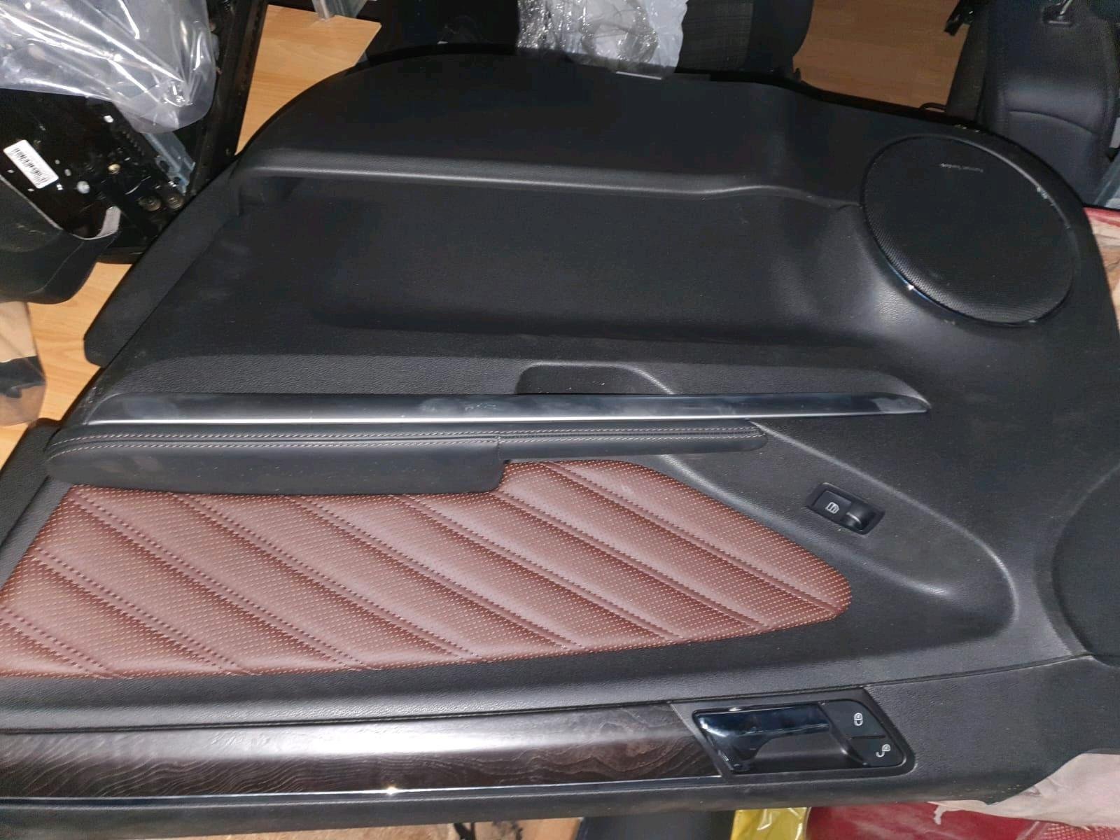 Mercedes GL X164 Grand Edition Interior - Image 4