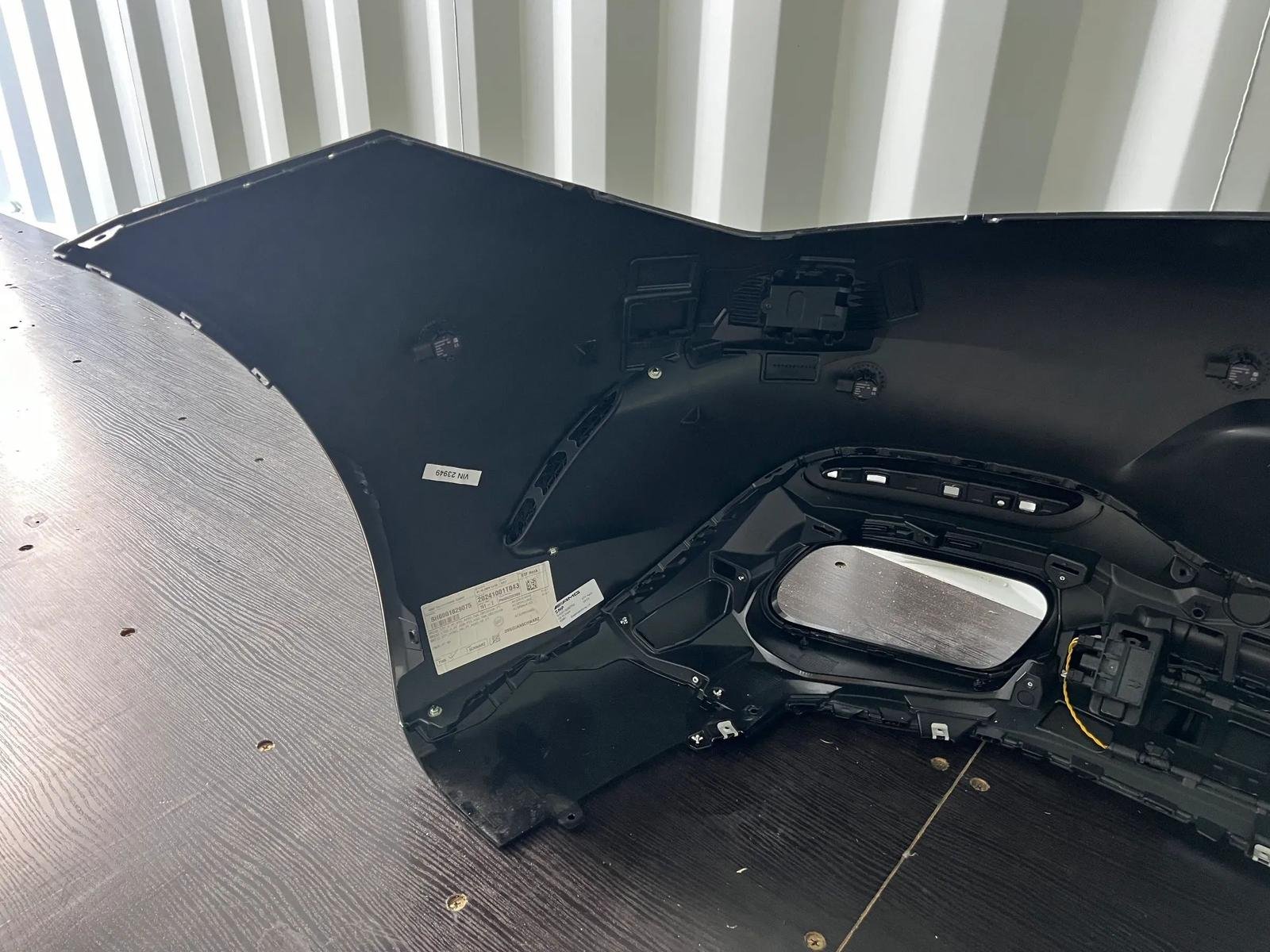 Mercedes-Benz SL63 AMG Rear Bumper - Image 4