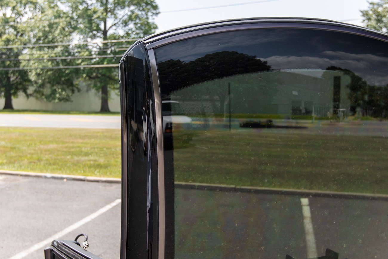 1990–2002 Mercedes-Benz R129 SL Panoramic Hardtop - Image 11