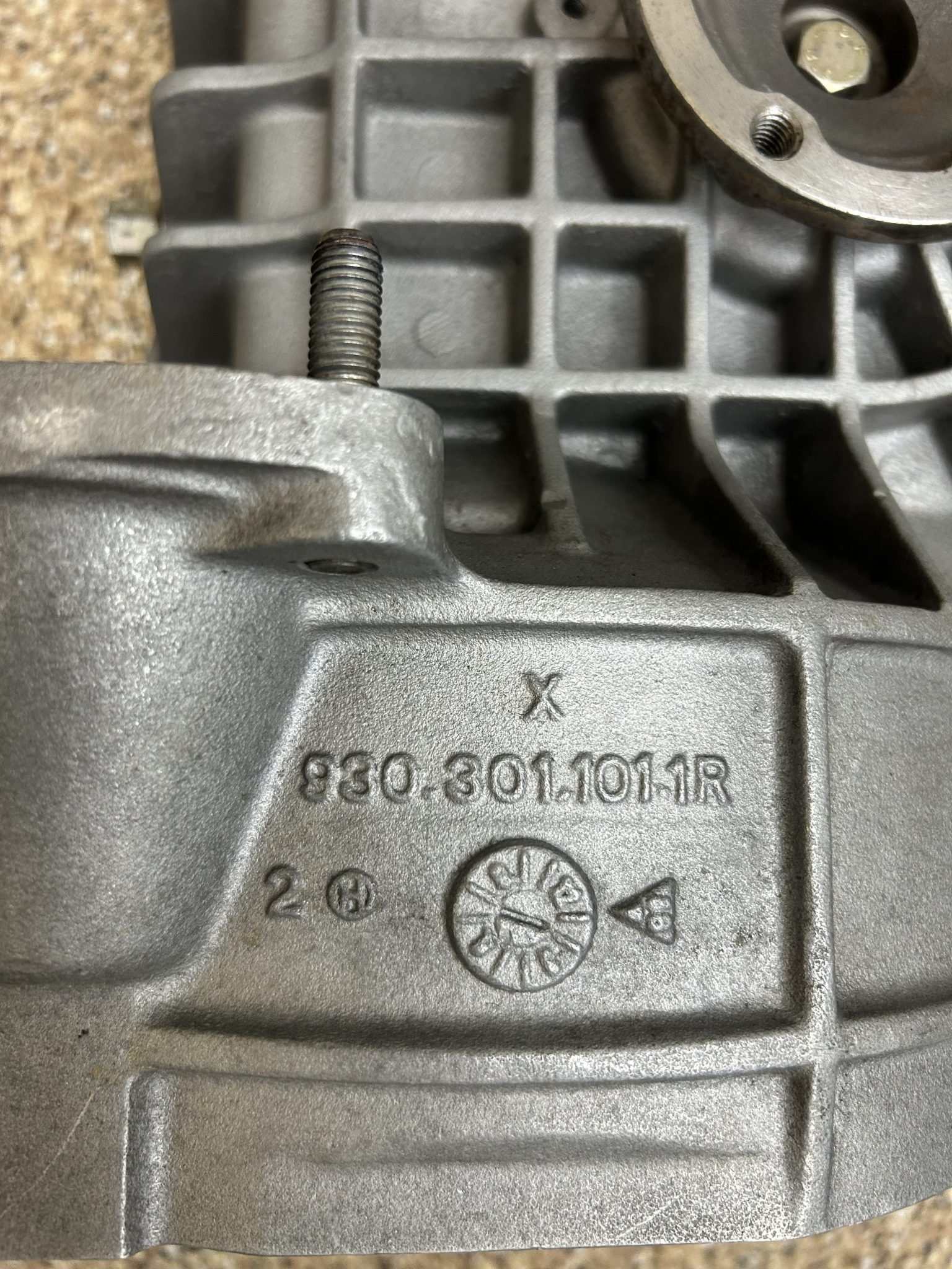 Porsche 930 Transaxle - Image 2