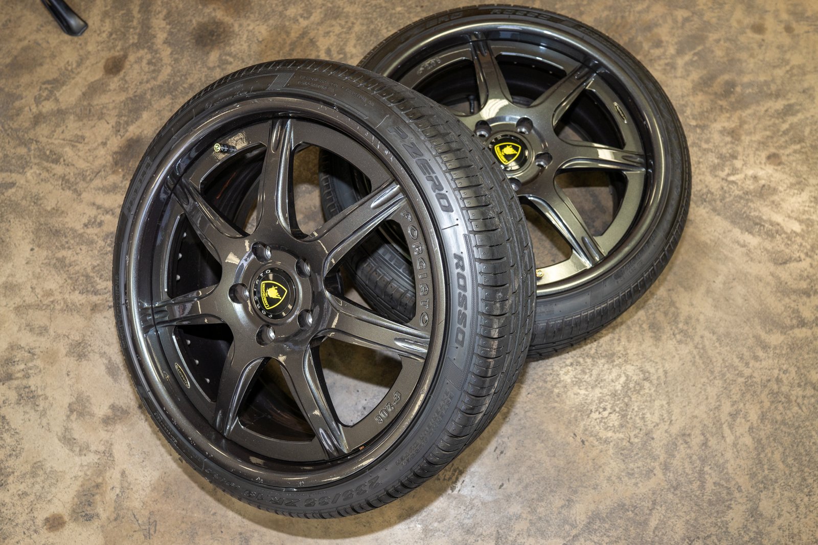 Forgiato F2.06 Wheel Set 19″ Front & 20″ Rear for Lamborghini Diablo (2013) - Image 10