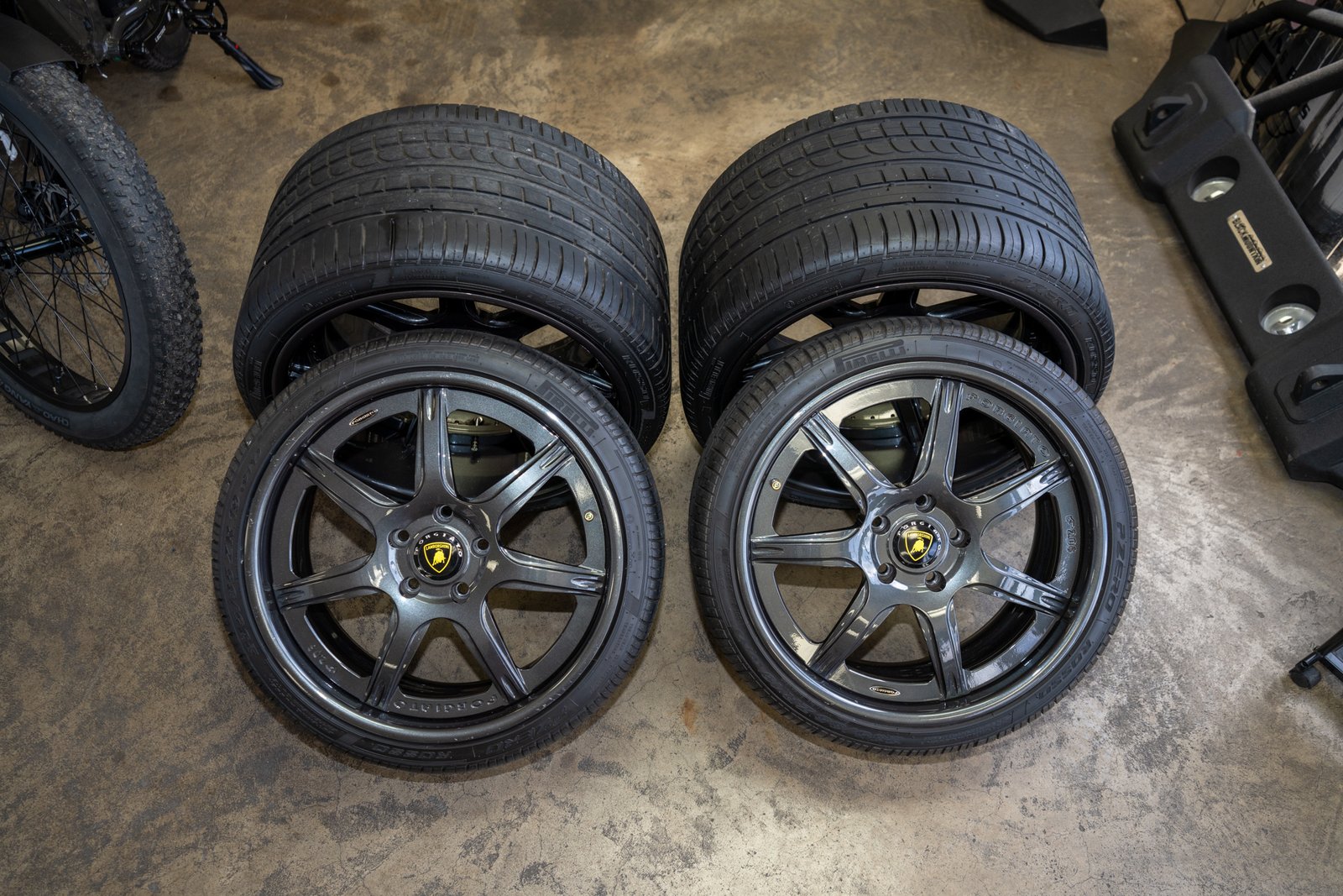 Forgiato F2.06 Wheel Set 19″ Front & 20″ Rear for Lamborghini Diablo (2013)