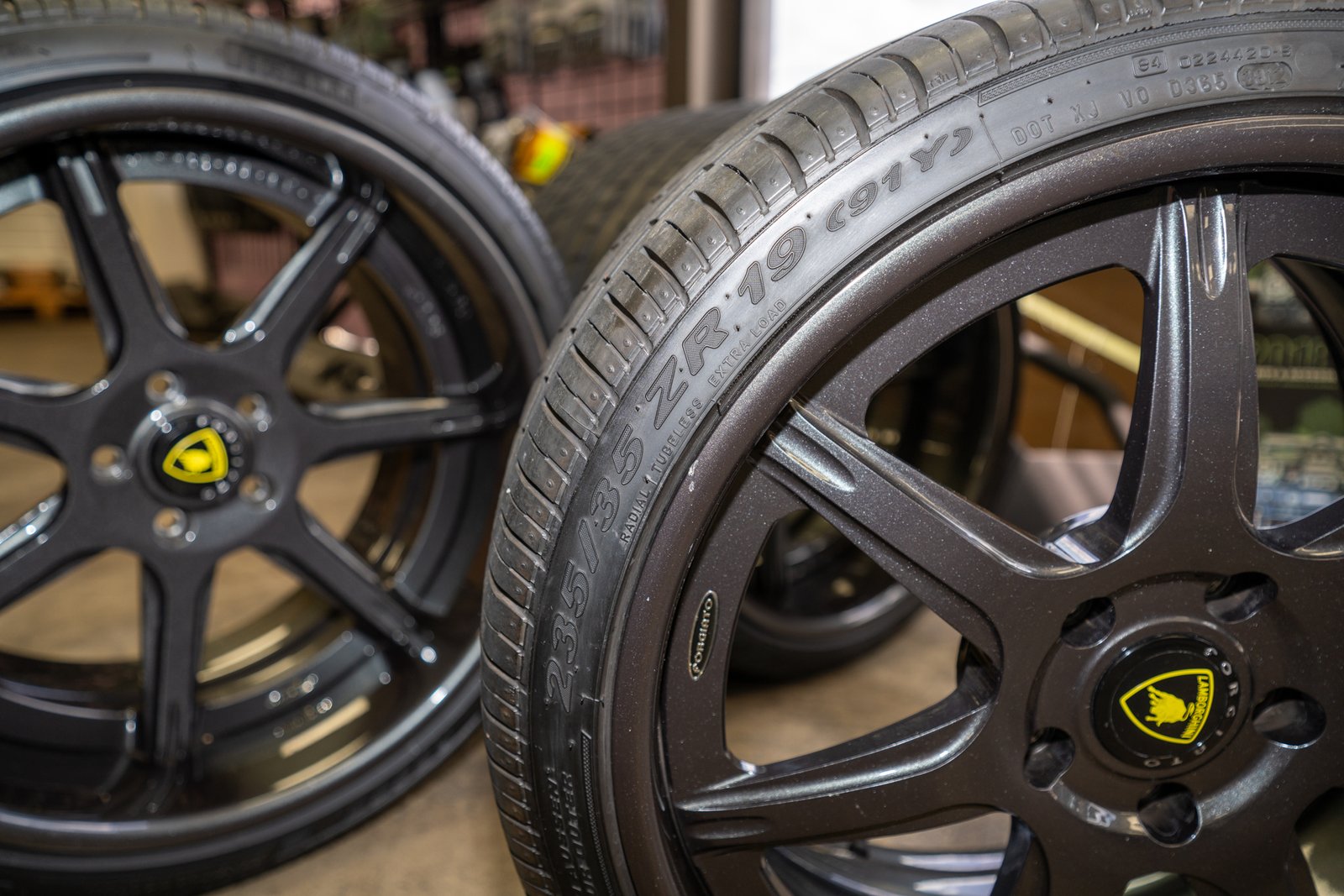 Forgiato F2.06 Wheel Set 19″ Front & 20″ Rear for Lamborghini Diablo (2013) - Image 12