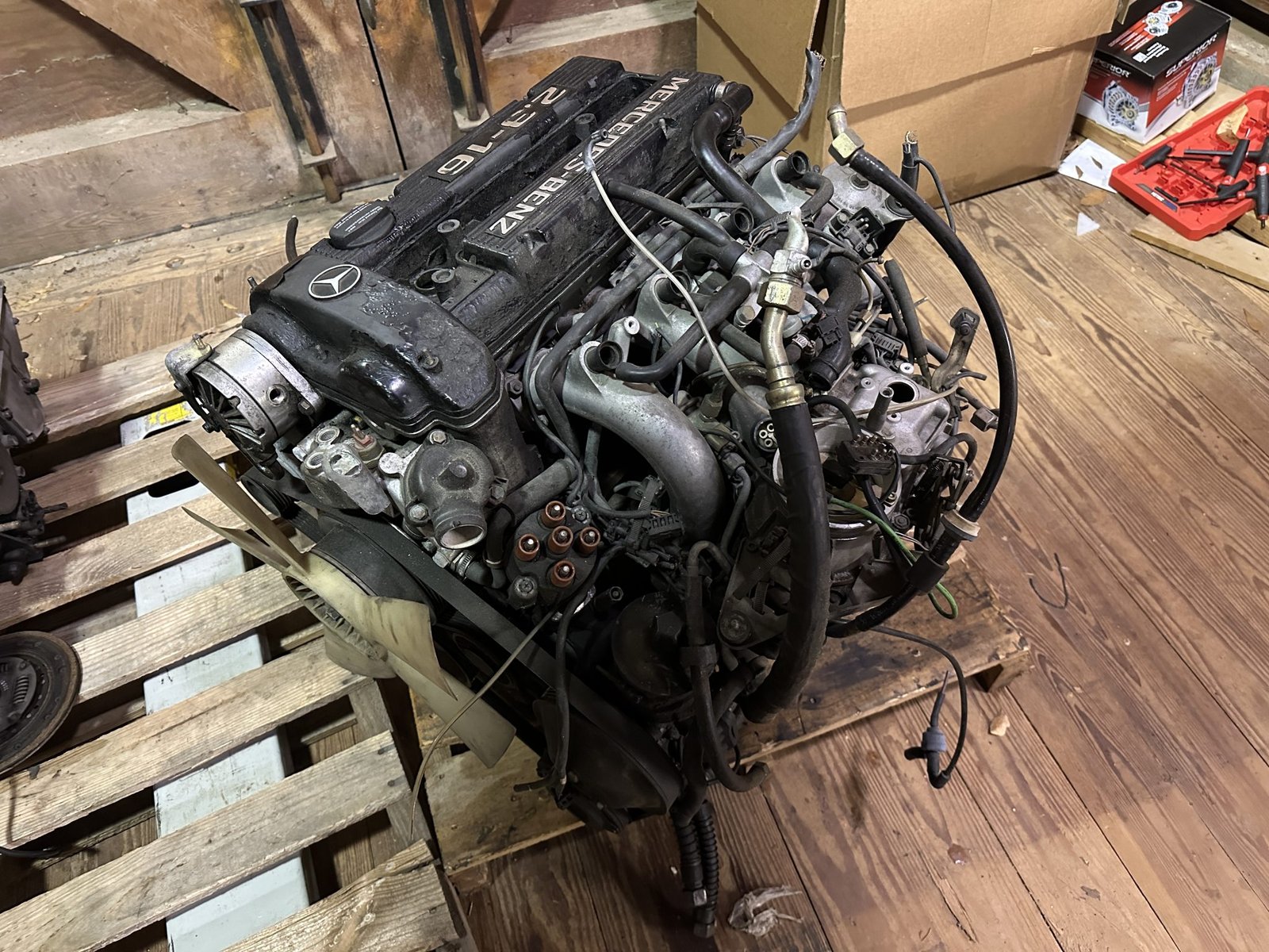 Mercedes-Benz 190E 2.3-16 Engine - Image 14