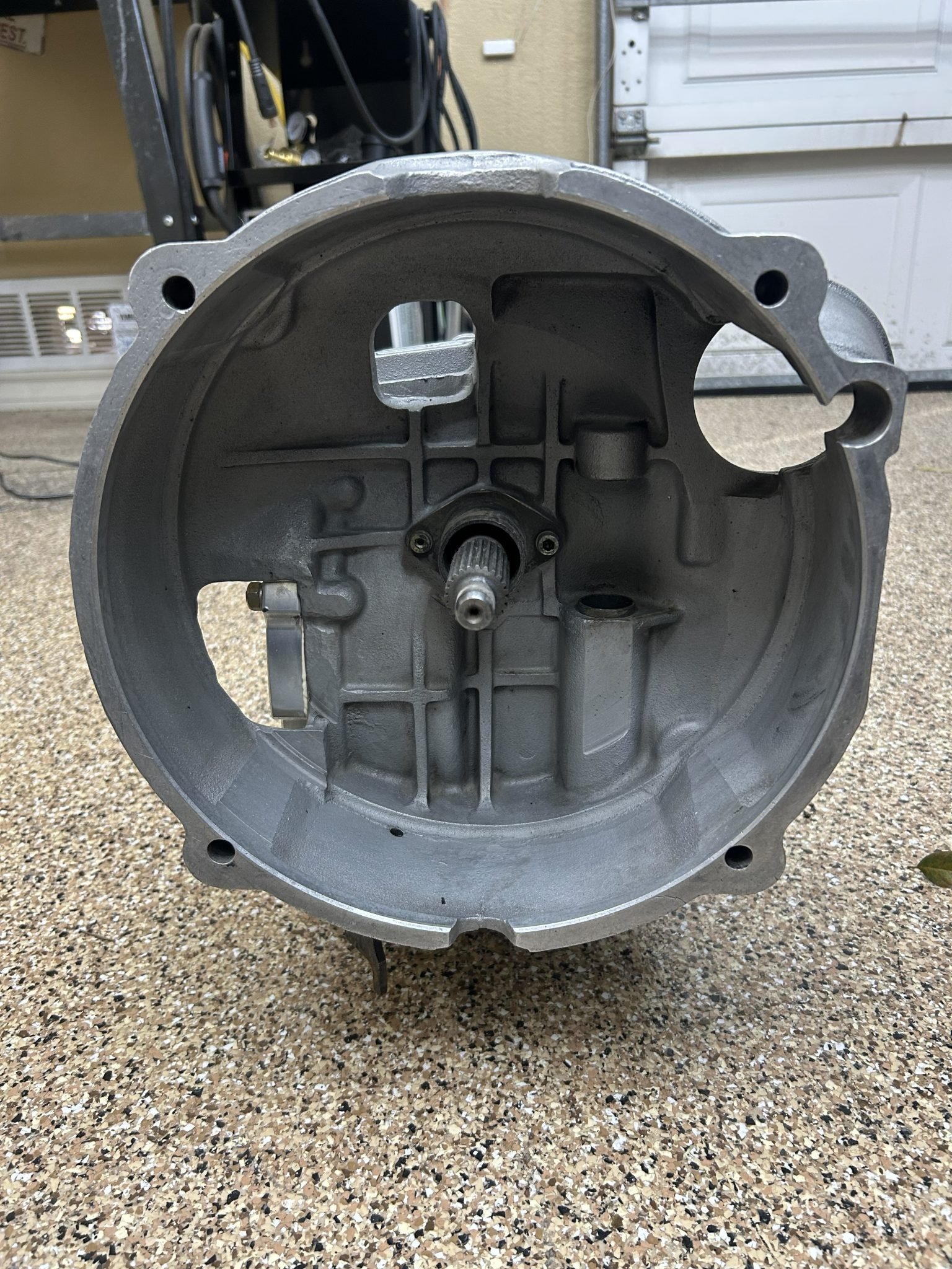 Porsche 930 Transaxle - Image 5