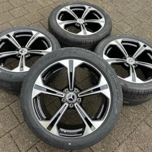 Mercedes-Benz E-Class W214 / S214 19 Inch Wheels