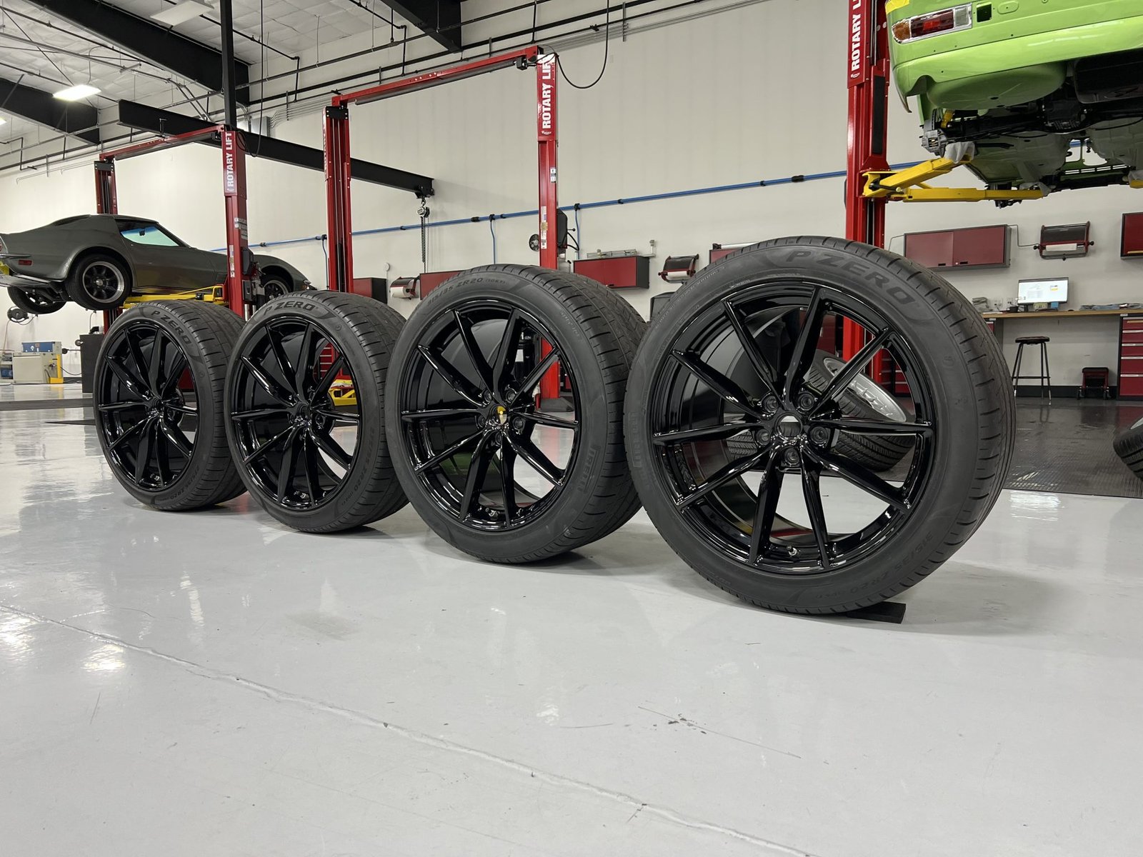 20×10″ and 20×11.5″ Ferrari 812 Wheels