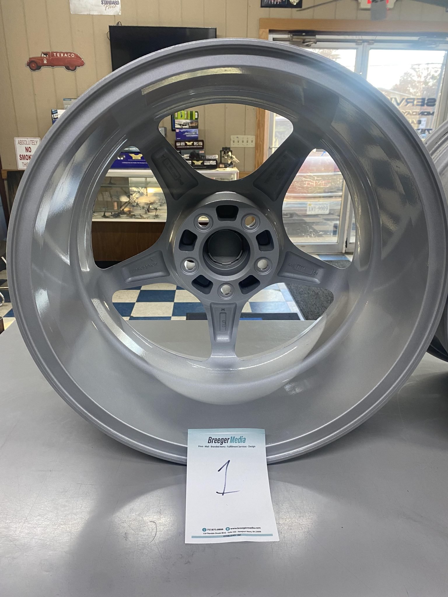 18×9.5″ 2000 Ford SVT Mustang Cobra R Wheels - Image 5