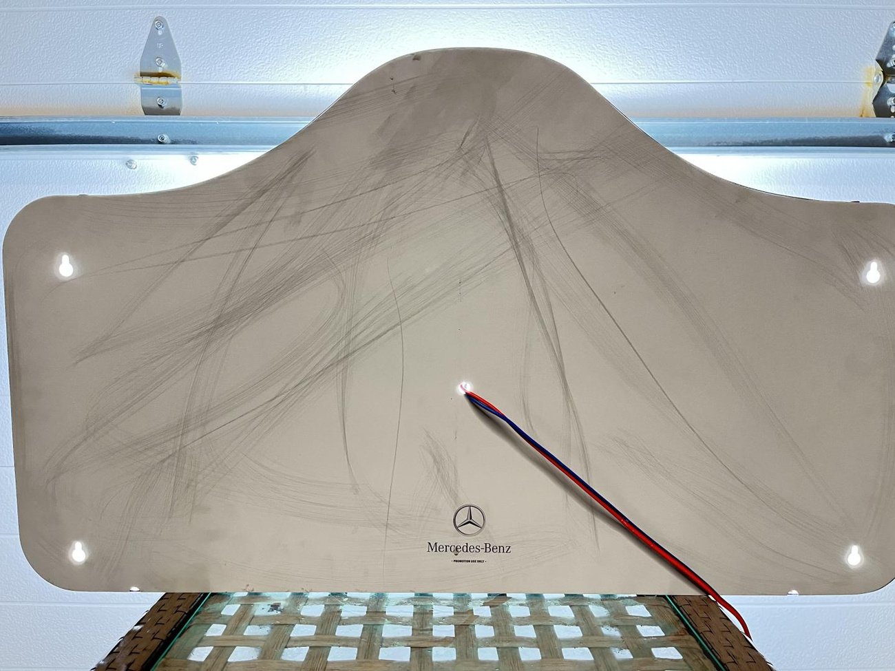 Original Mercedes-Benz Promotional Illuminated Sign - Image 5