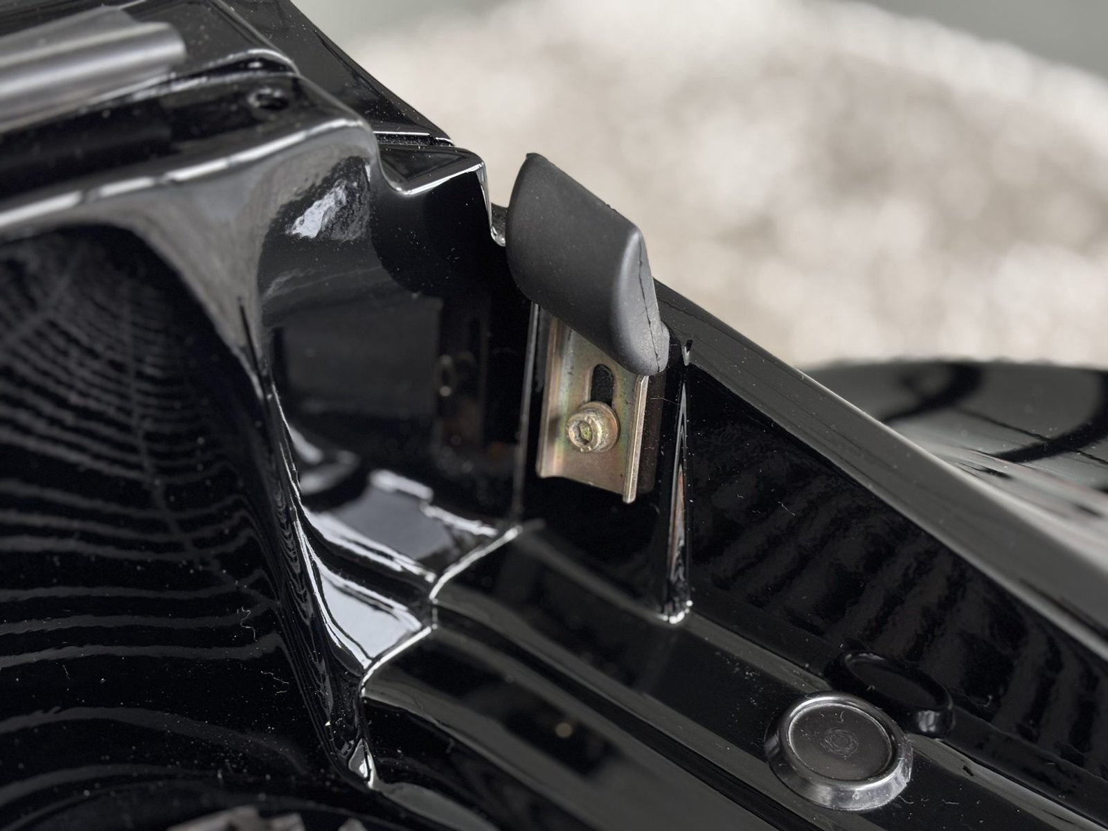 Spoiler and Rear Decklid for Porsche 993 - Image 10