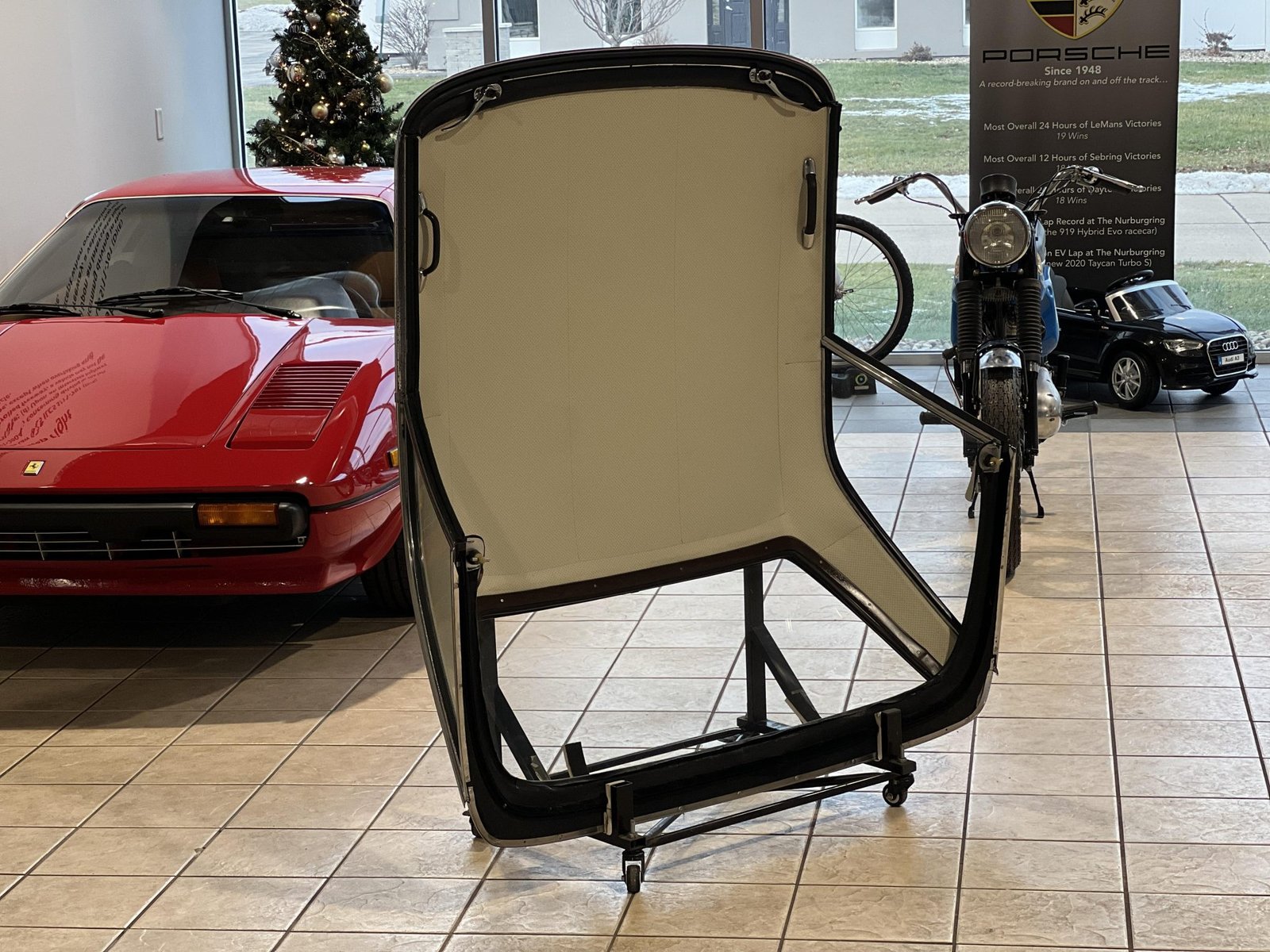 Mercedes-Benz W113 SL Hardtop - Image 4