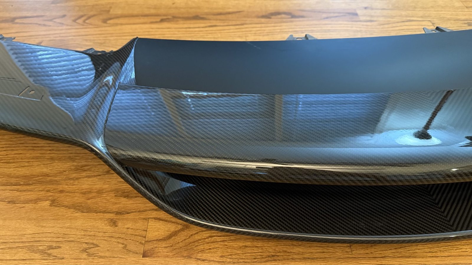 Porsche 918 Spyder Carbon-Fiber Front Spoiler - Image 7