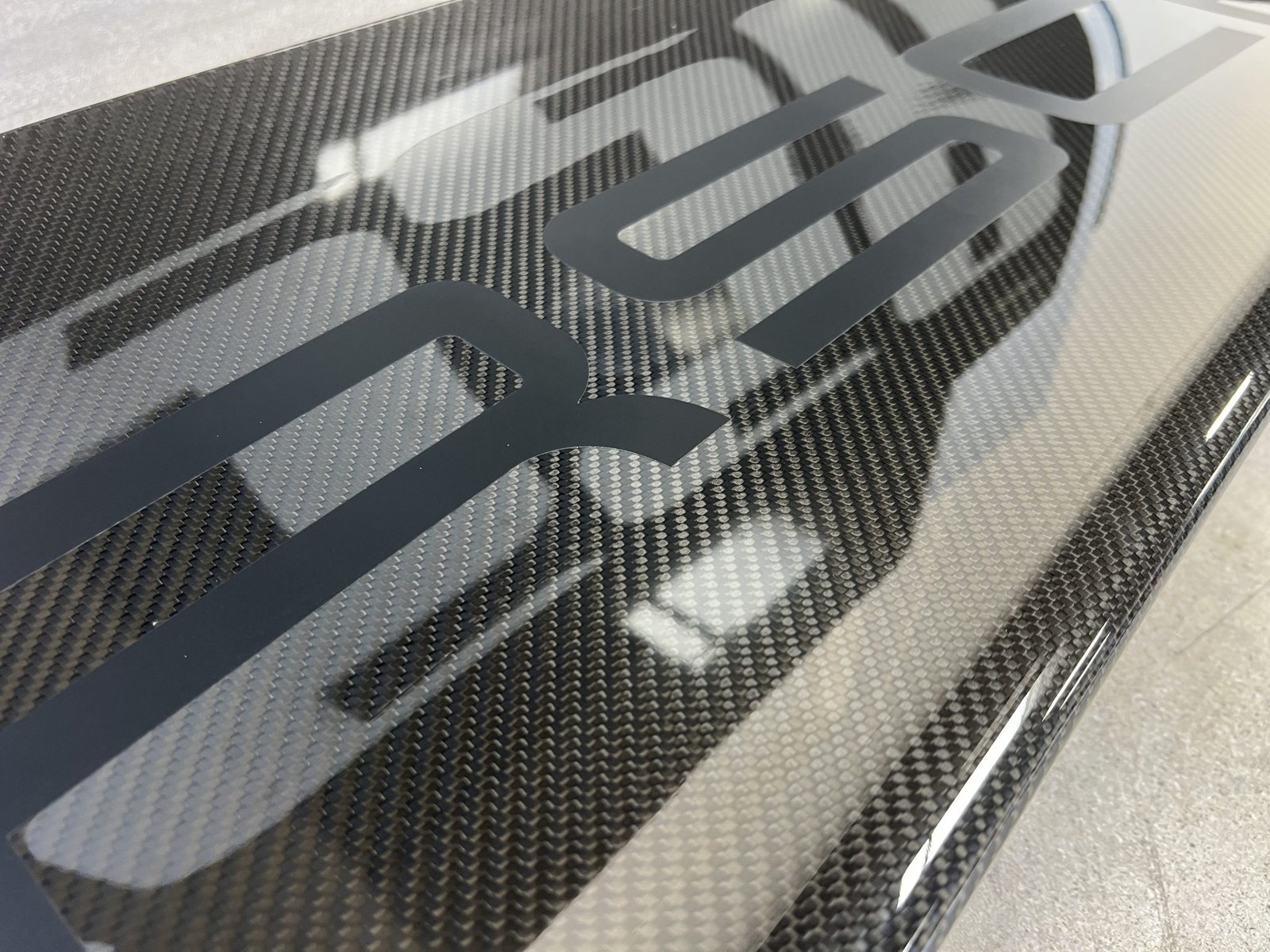 Carbon-Fiber Rear Wing - Image 13