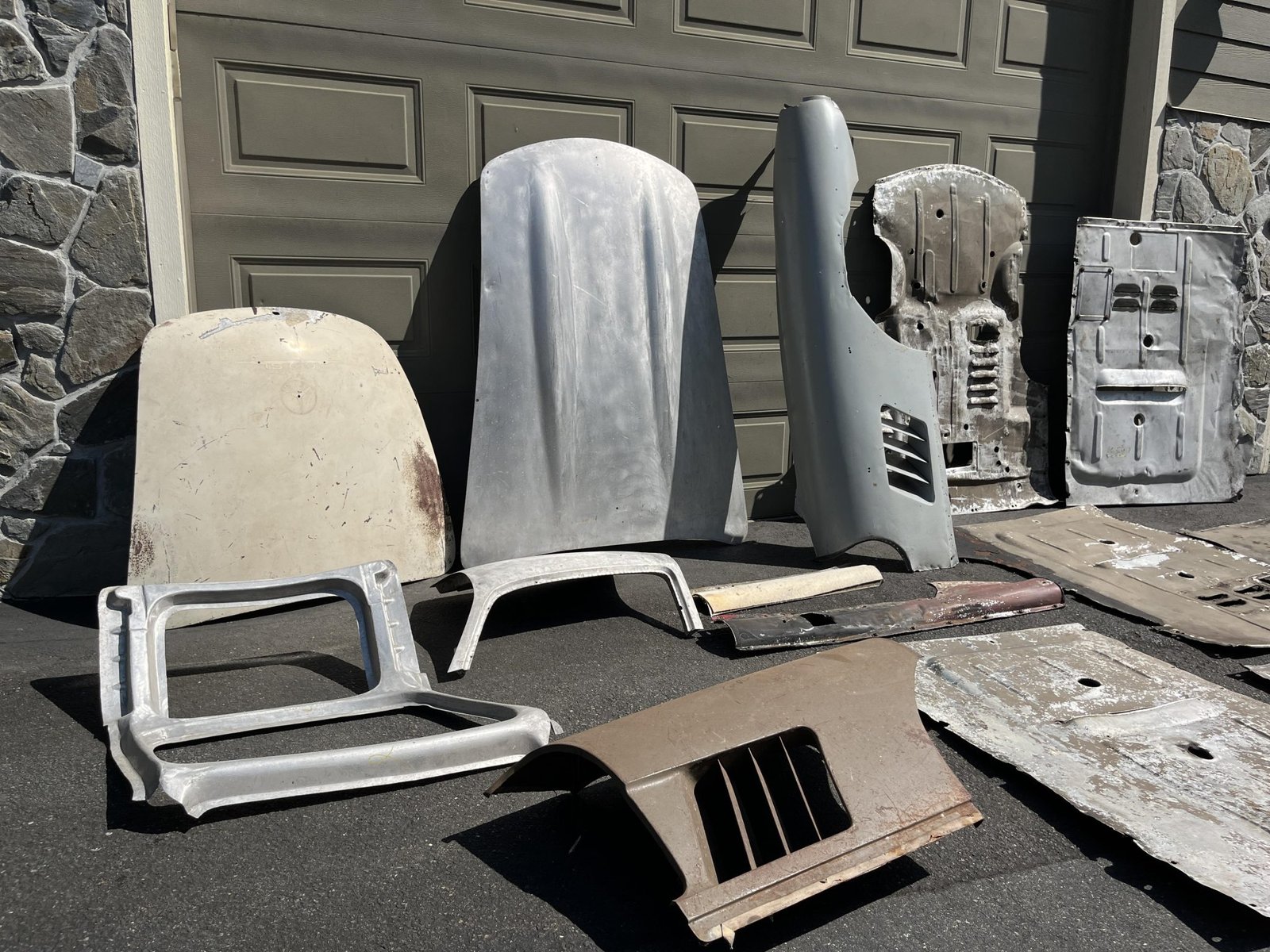 Mercedes-Benz 300SL Body Panel and Belly Pan Collection - Image 6