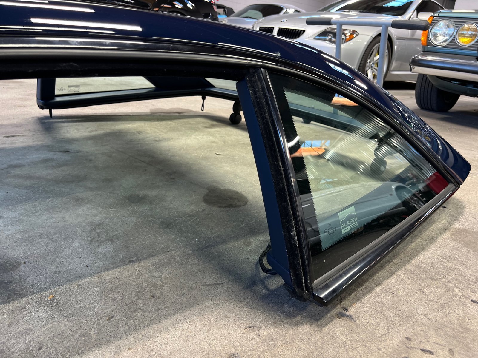 Mercedes-Benz Panoramic Hardtop for R129 SL - Image 5