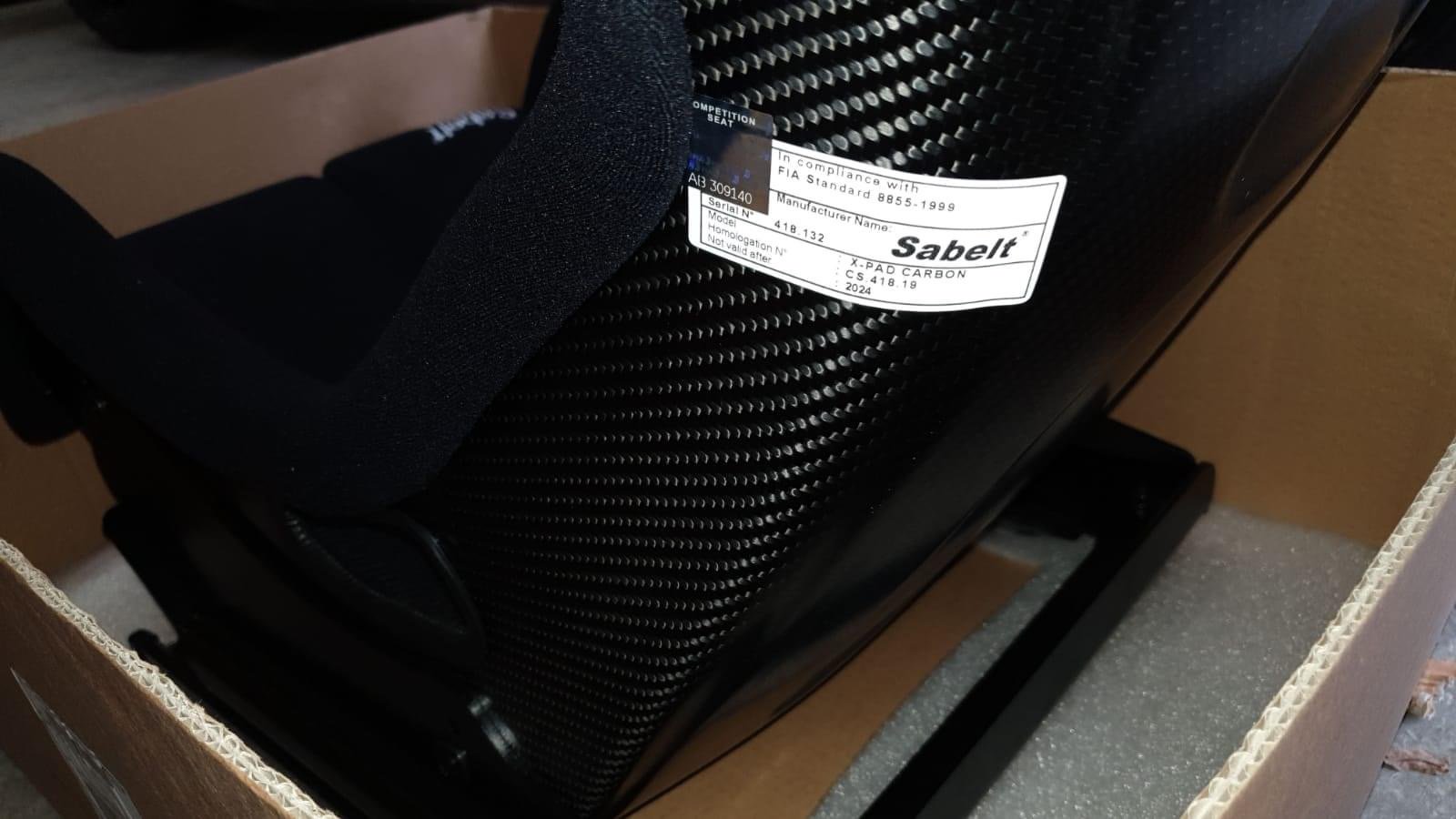 Mclaren Senna carbon seats - Image 6