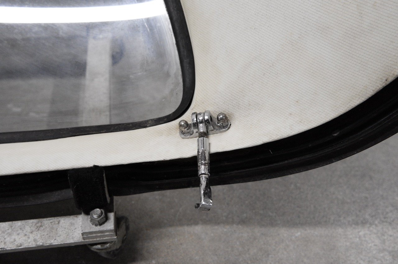 Mercedes-Benz 190SL Removable Hardtop - Image 11