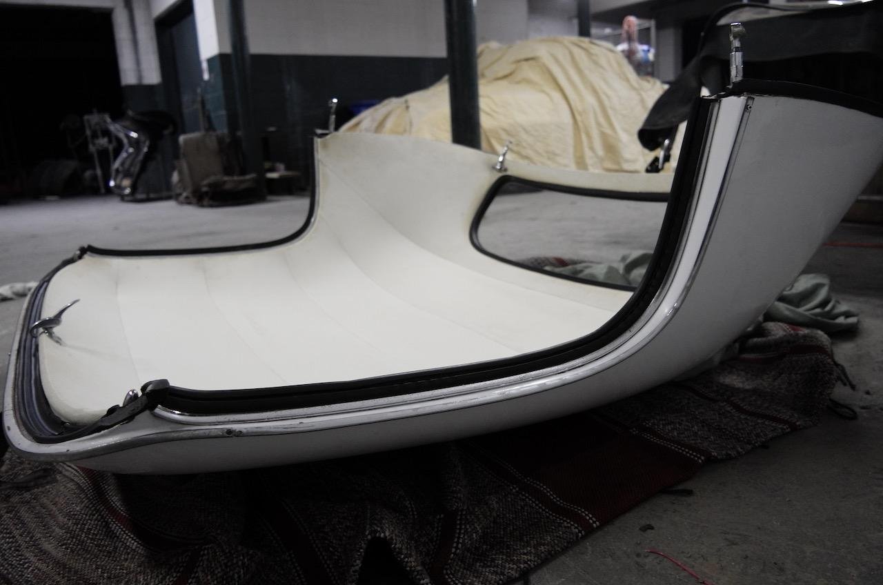 Mercedes-Benz 190SL Removable Hardtop - Image 16