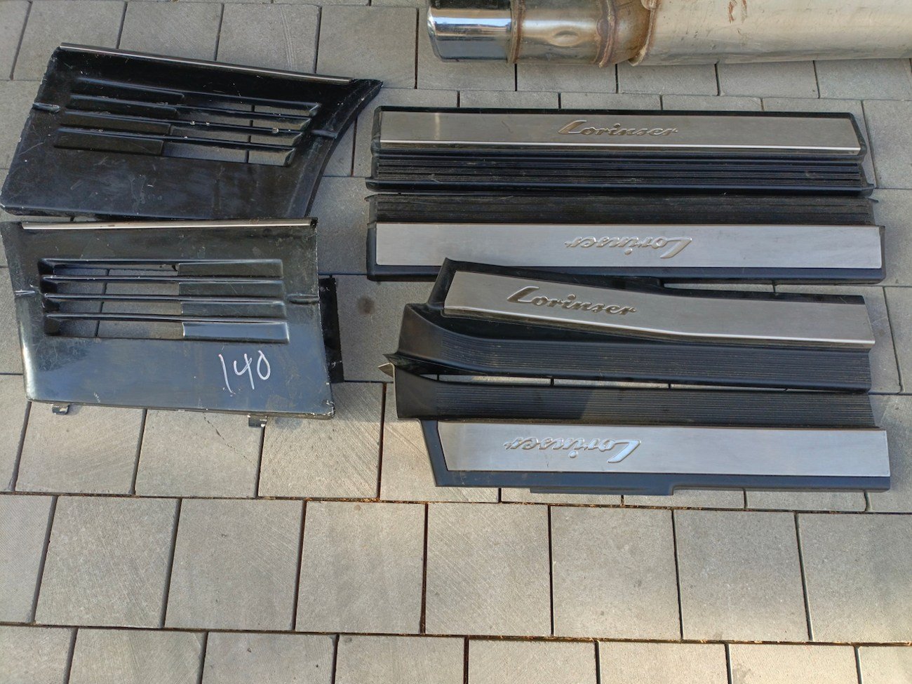 W140 Lorinser Exhaust, Side Vents, & Door Sills Package - Image 9