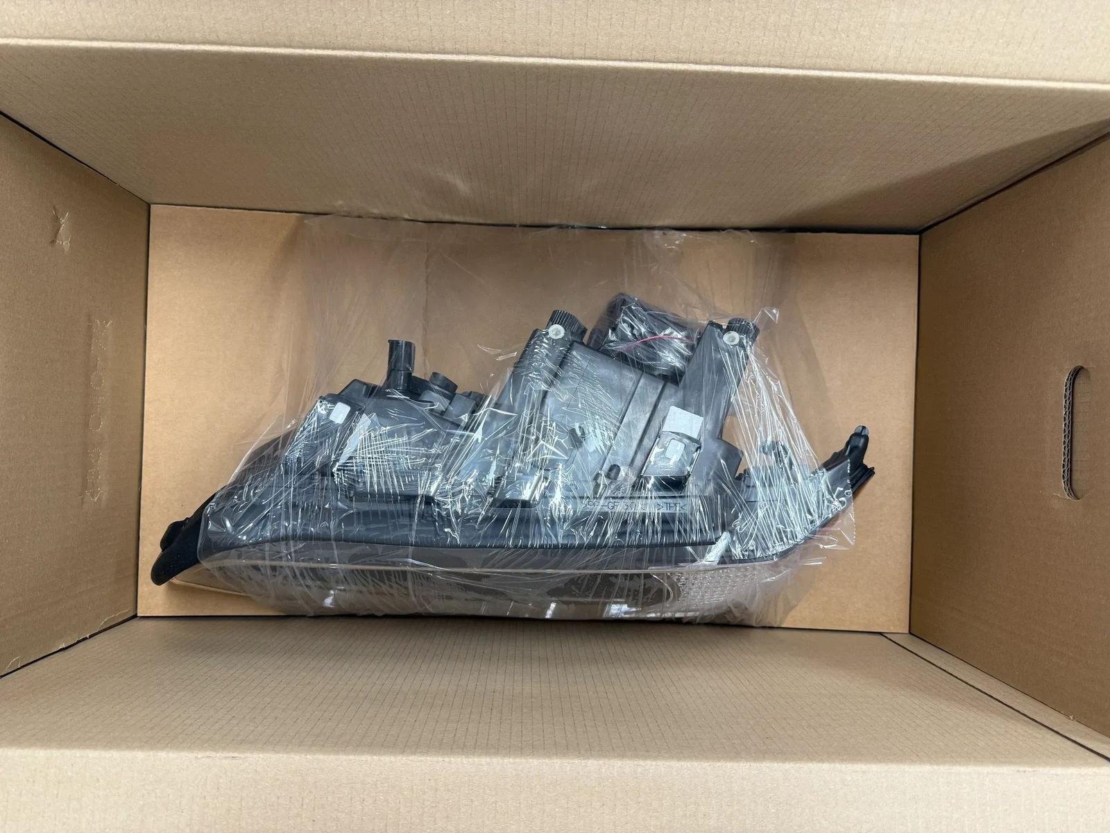 BMW X5 E53 Xenon Headlight Left - Image 5