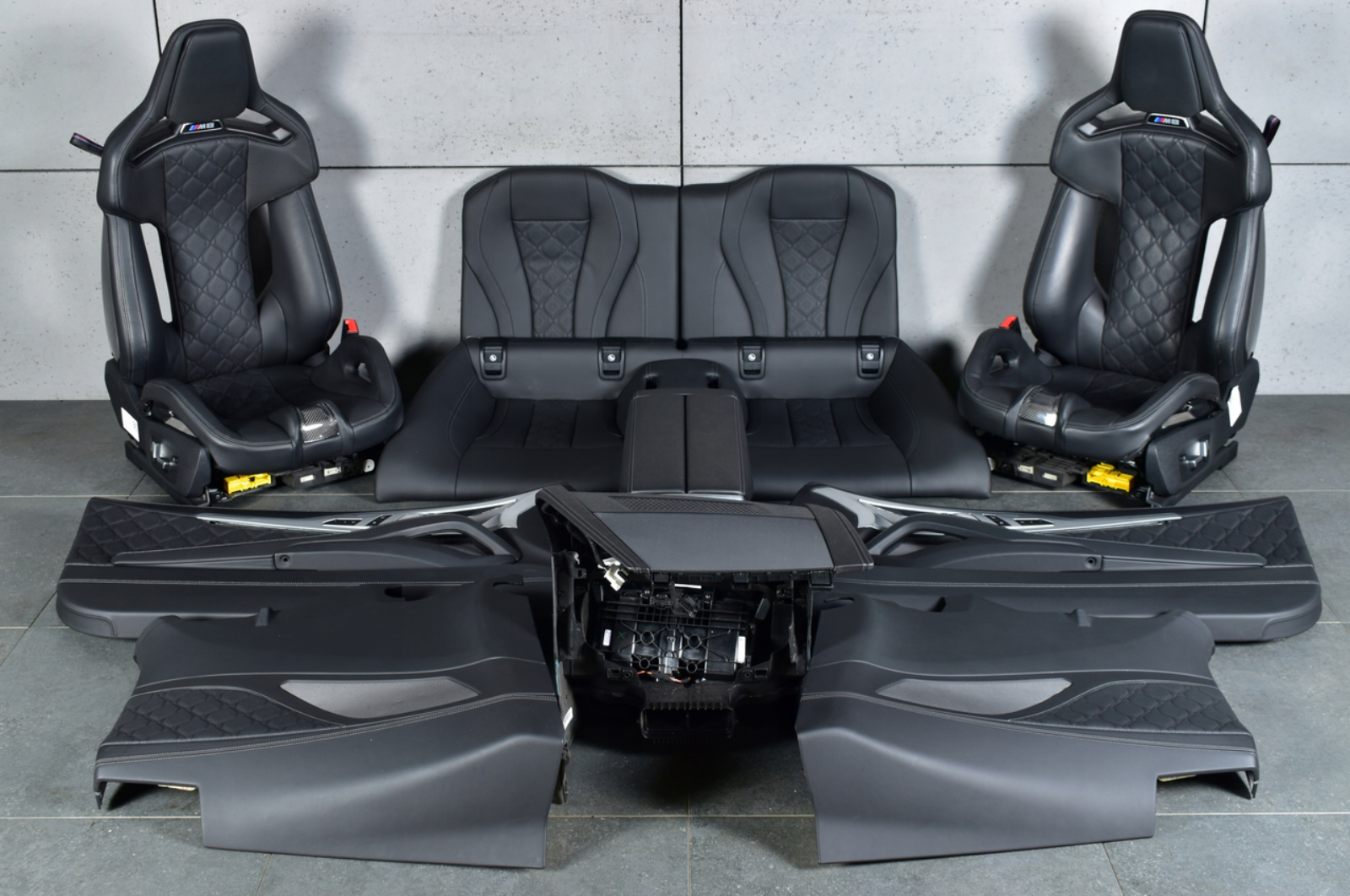 BMW M8 Competition M-Carbon bucket seats