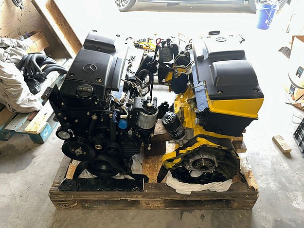 Mercedes-Benz OM605 Turbo Diesel Engine - Image 6