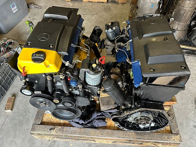 Mercedes-Benz OM605 Turbo Diesel Engine - Image 7