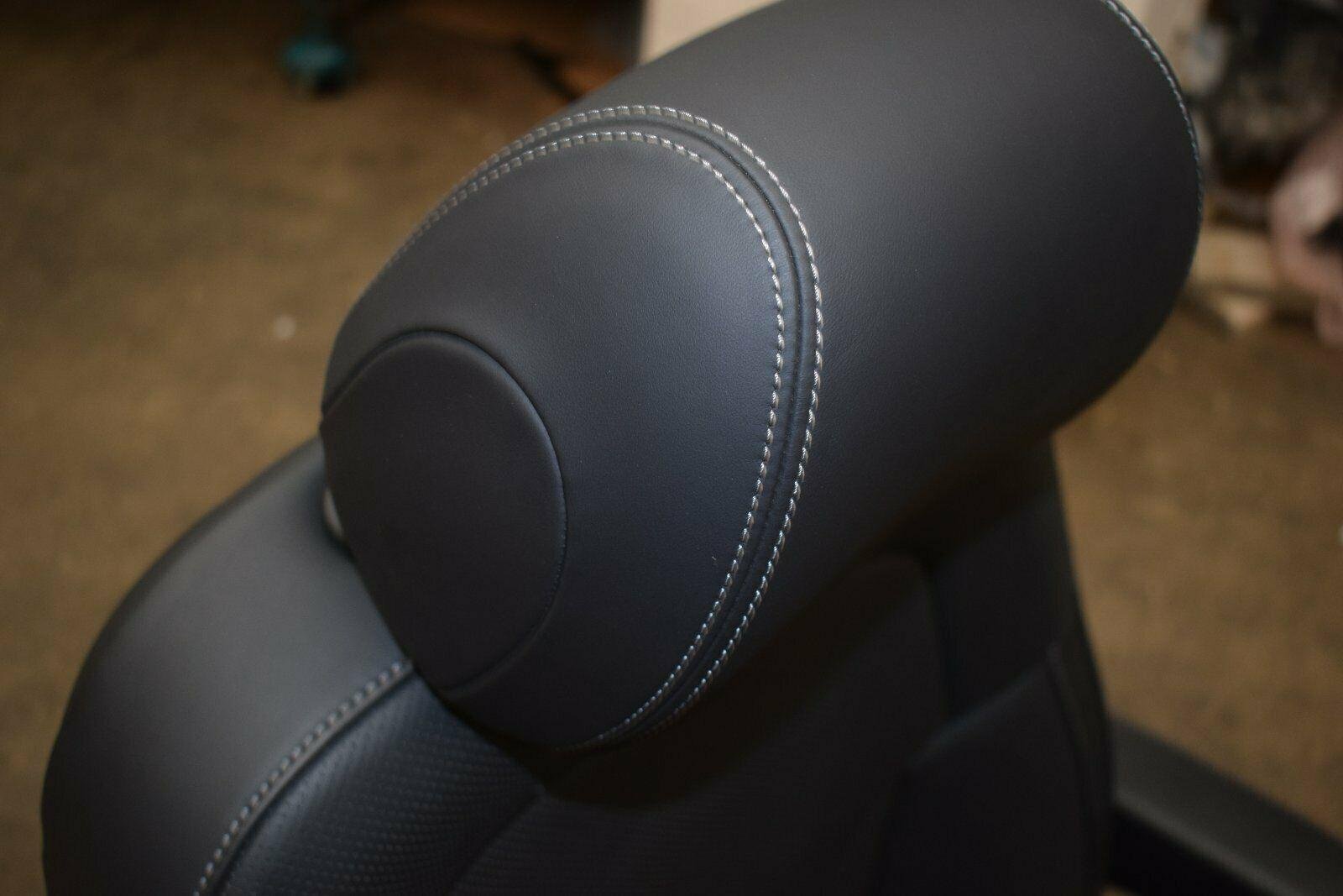 Mercedes W447 Passenger Seat — Black Leather — Fully Electric - Image 5