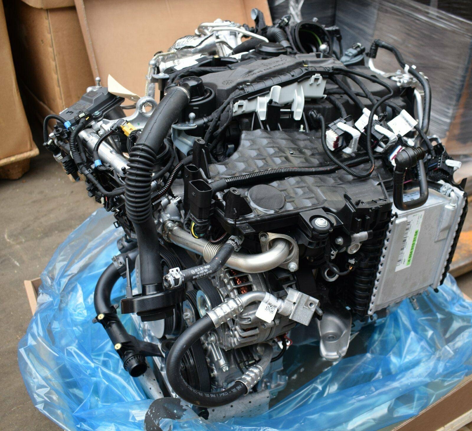 Original Mercedes W907 Sprinter Engine OM654.920 - Image 5