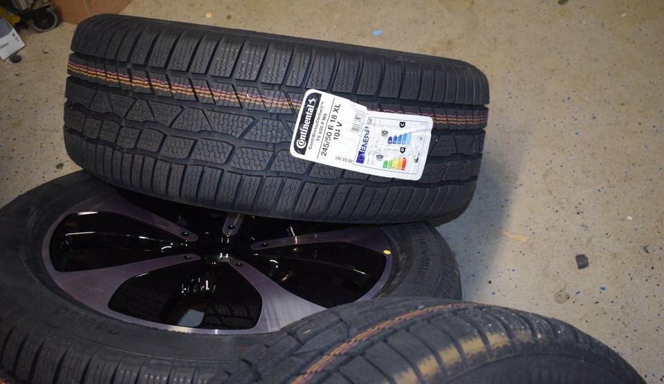 Mercedes-Benz W447 Wheels Set - Image 3