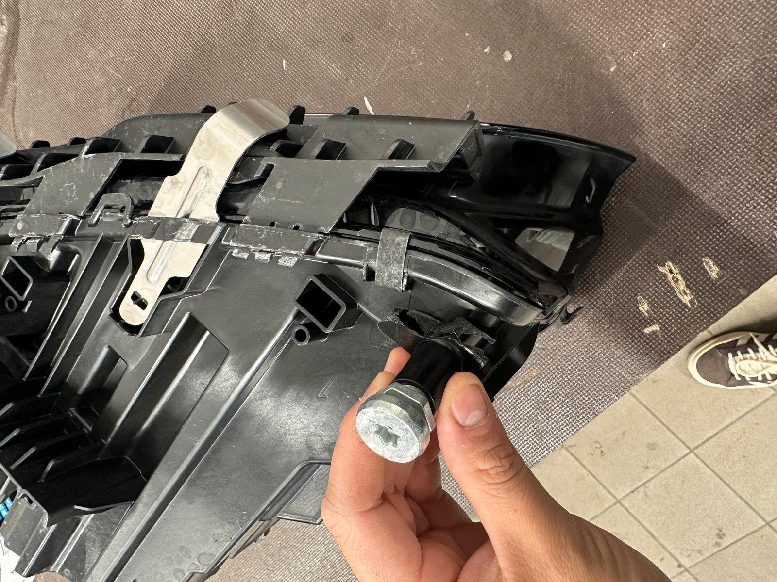 BMW G60 Adaptive LED Headlight - Image 2