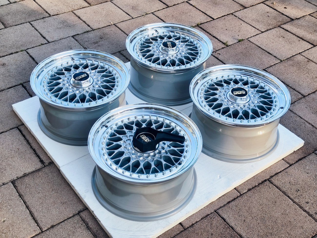 Forged 3-Piece 16″ BBS RS133 Wheels