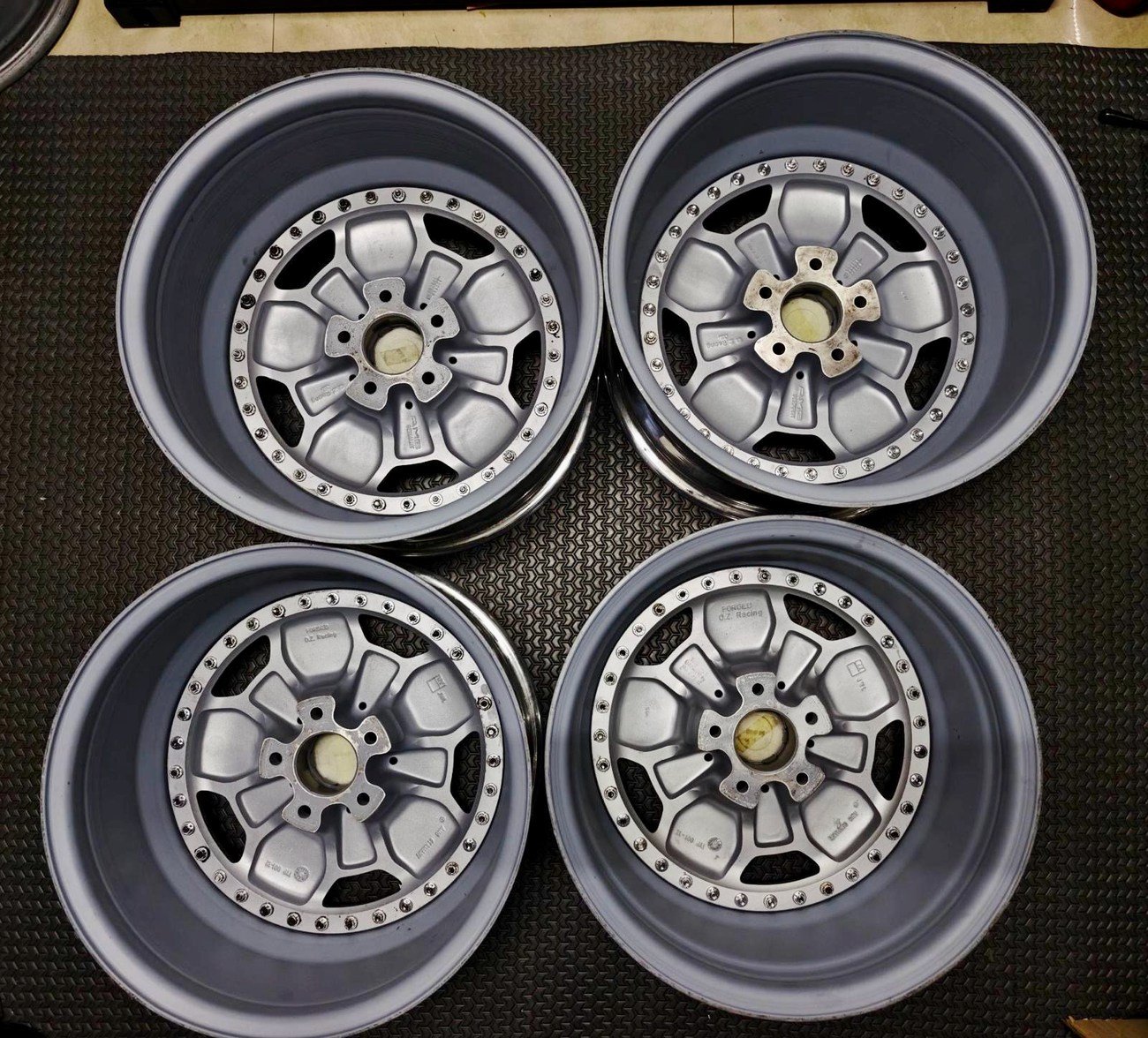 Staggered 3-Piece 17" AMG Aero III Wheels - Image 9