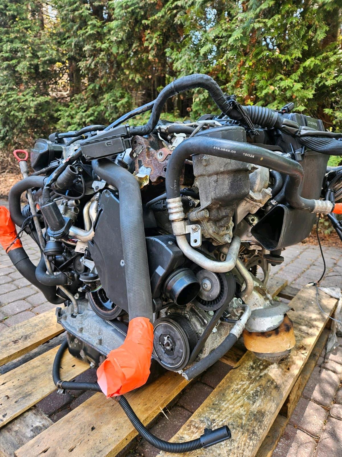 Mercedes-Benz OM642 350 CDI V6 Diesel Engine - Image 5