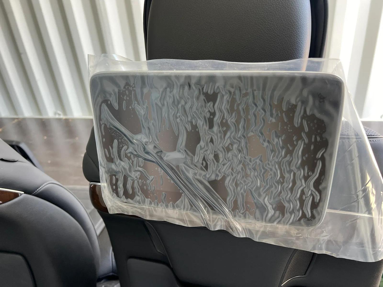 Mercedes-Benz S-Class W222 Front Seat Leather - Image 11