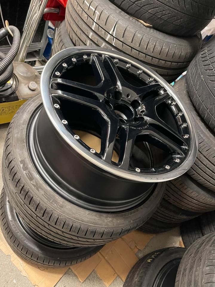 Mercedes-Benz AMG Styling 4 Wheels - Image 5