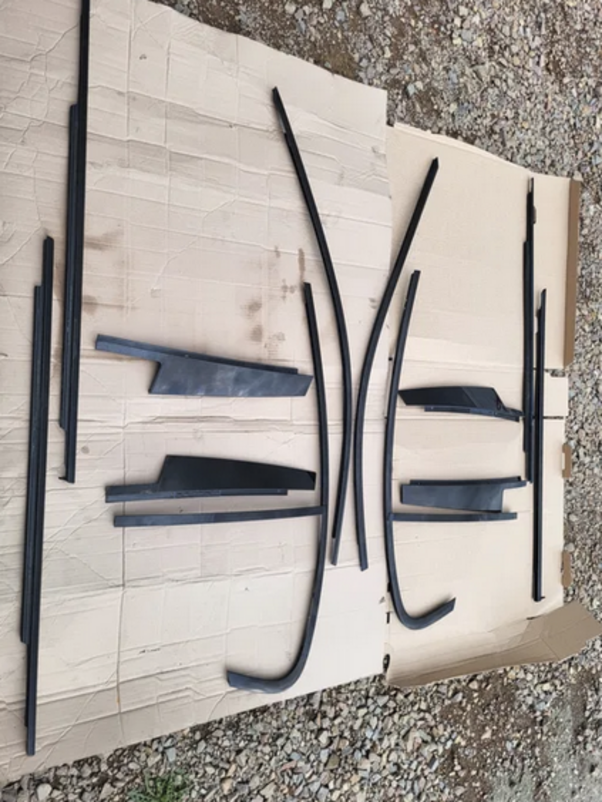 BMW M5 F90 G30  Complete Shadowline Trim - Image 5