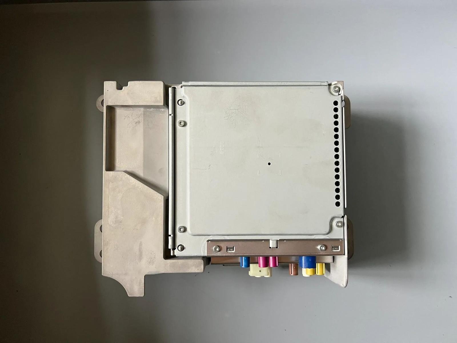 Mercedes-Benz Head Unit