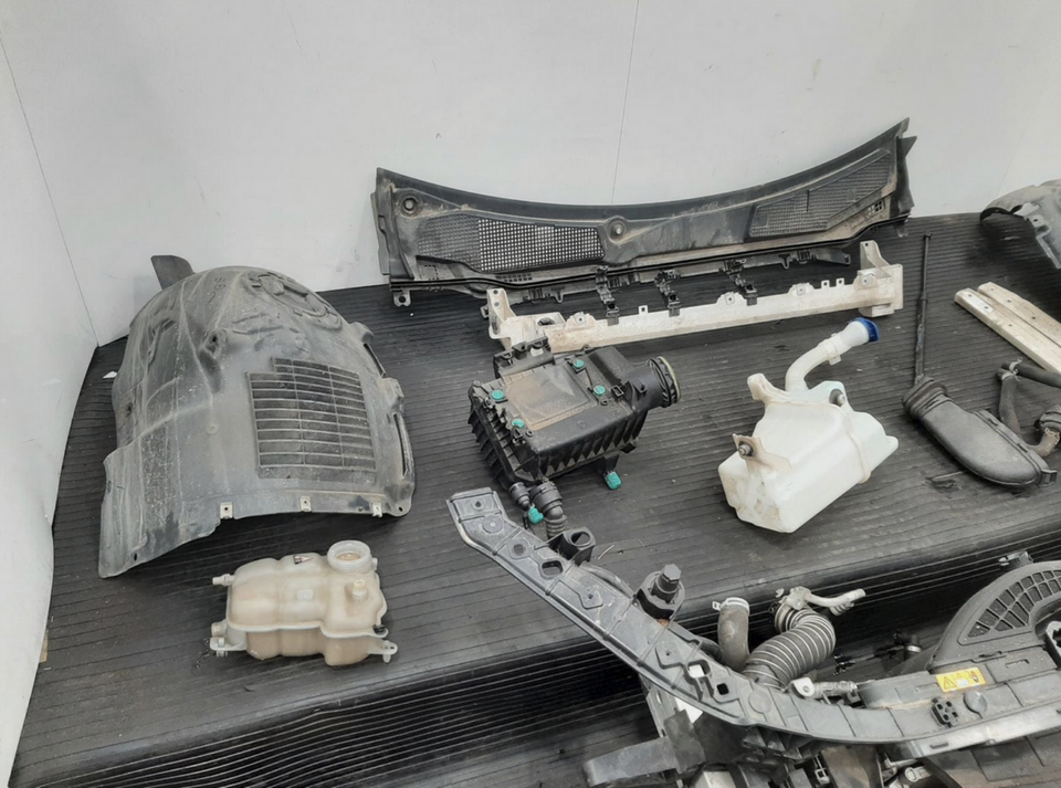 Mercedes W177 A250 AMG Front Package - Image 7