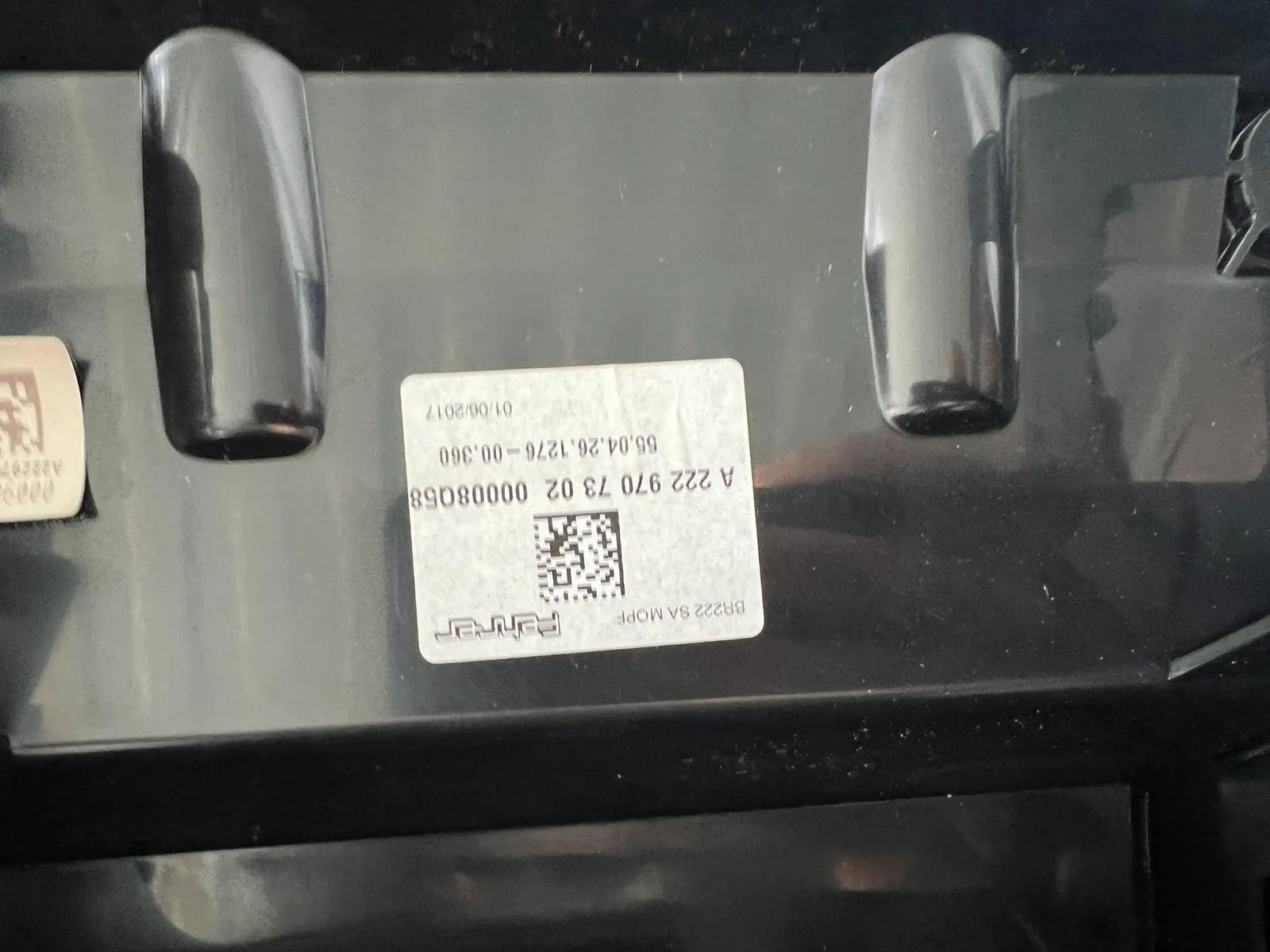 Mercedes-Benz S-Class W222 Rear Seat - Image 11