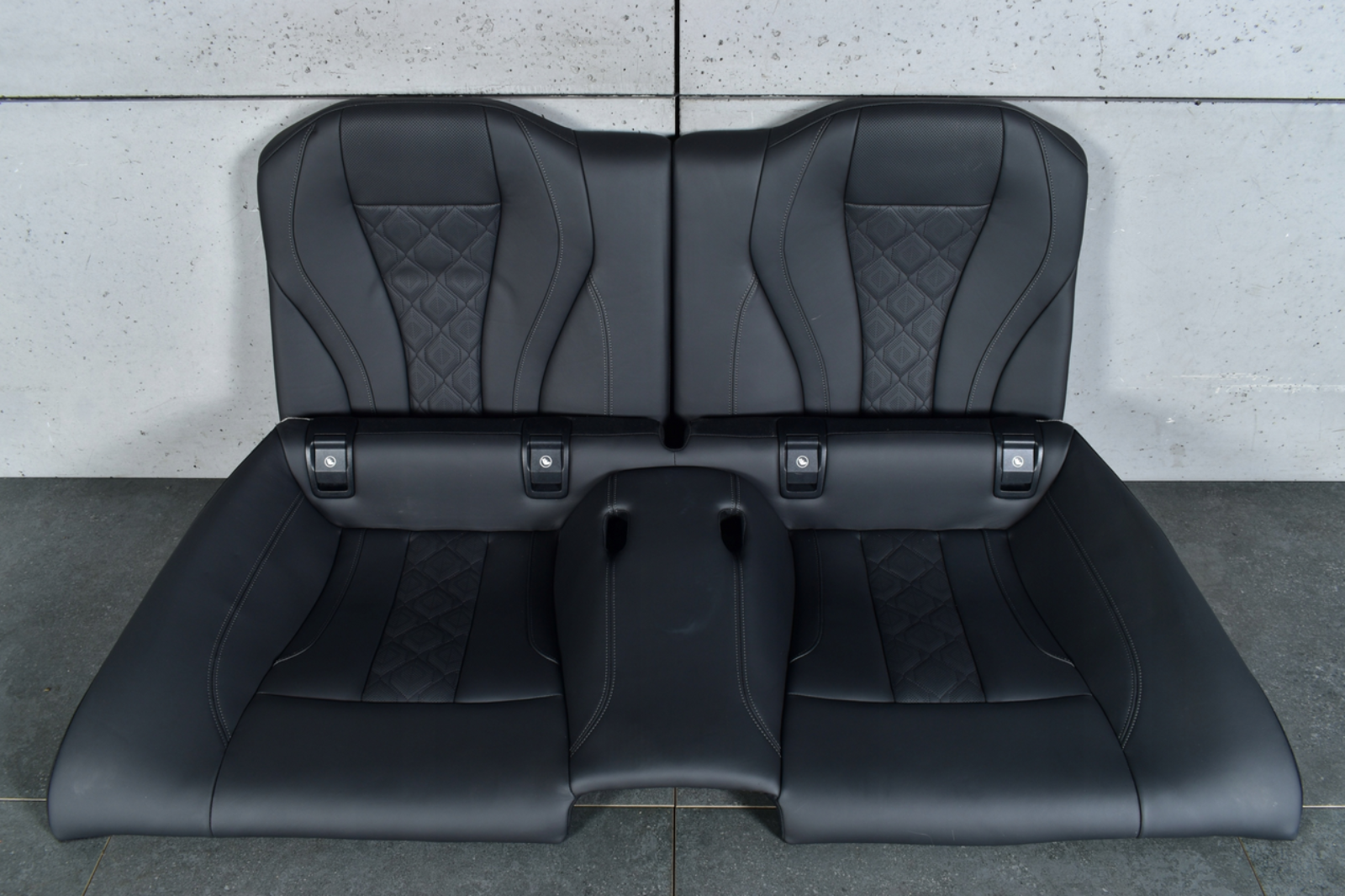BMW M8 Competition M-Carbon bucket seats - Image 13